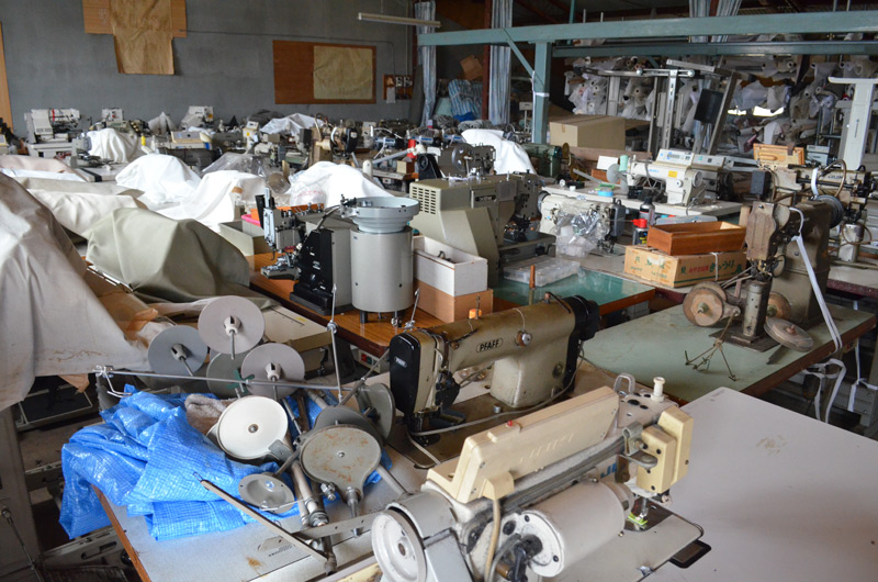 ミシン倉庫風景02